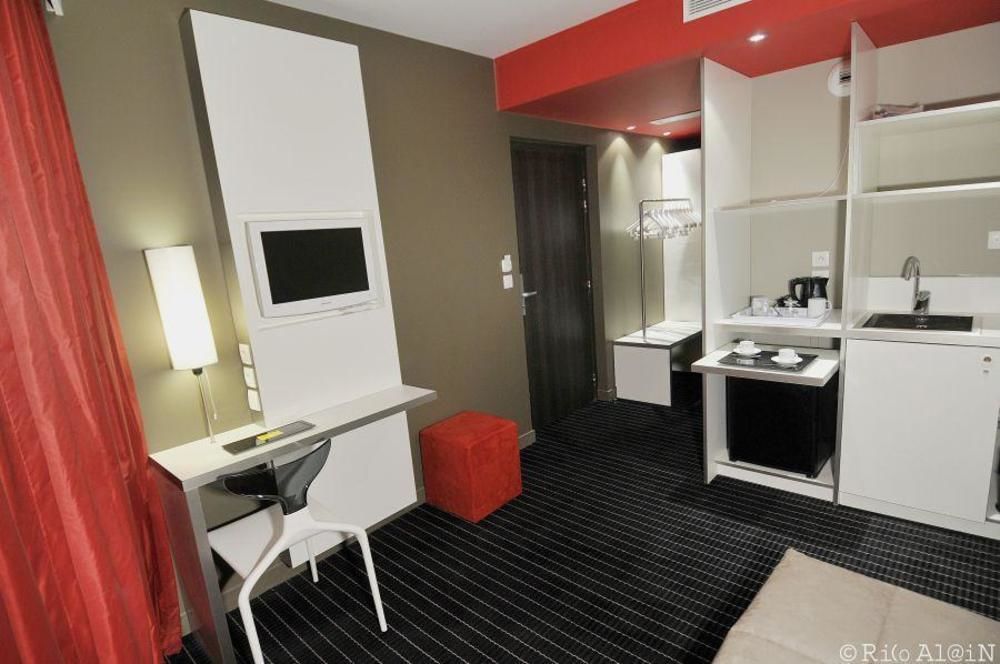 Residence Otelia Affaires & Bien-Etre Lyon Bagian luar foto