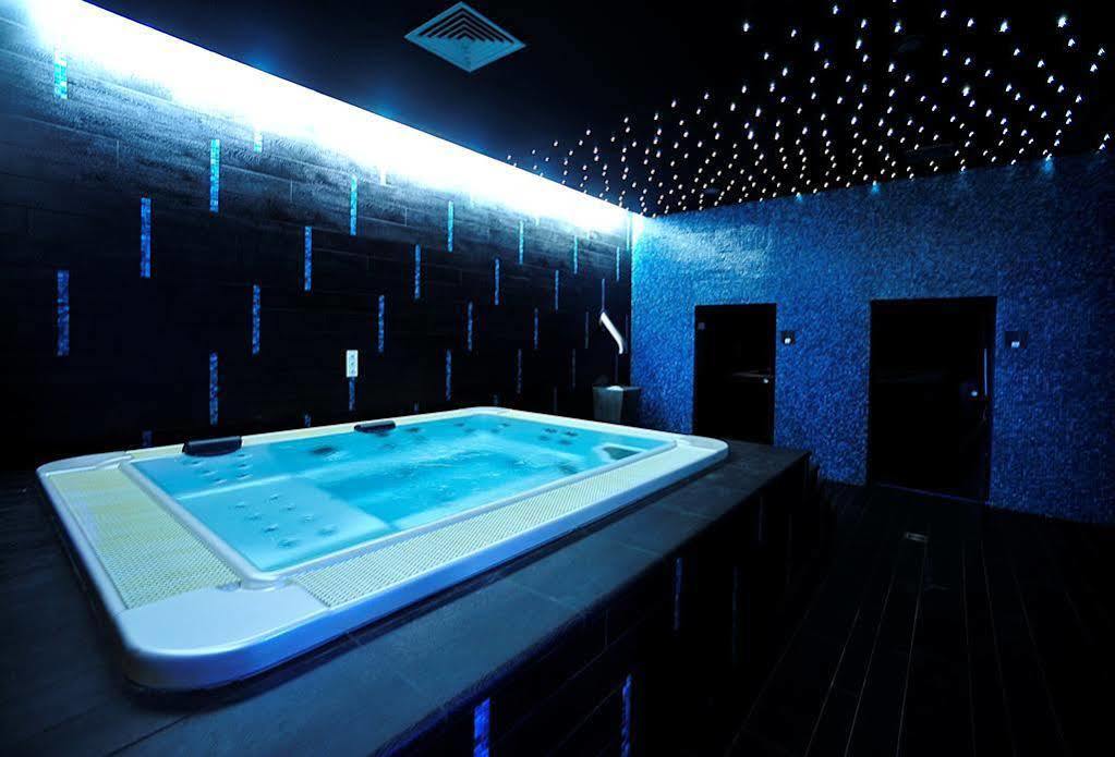 Residence Otelia Affaires & Bien-Etre Lyon Bagian luar foto